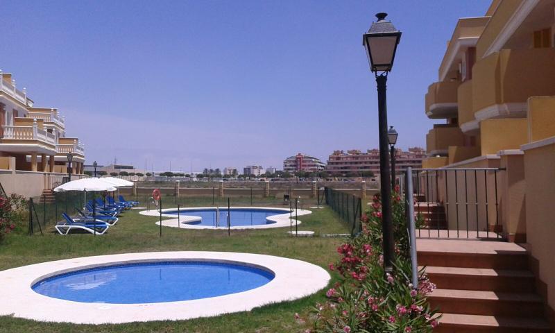 Apartamentos Playamar โรเกตัสเดมาร์ ภายนอก รูปภาพ