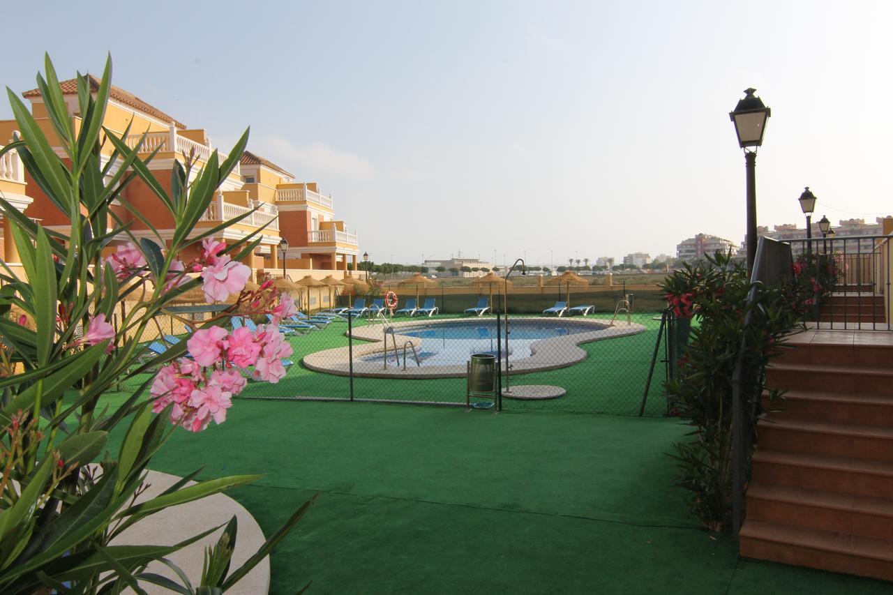 Apartamentos Playamar โรเกตัสเดมาร์ ภายนอก รูปภาพ